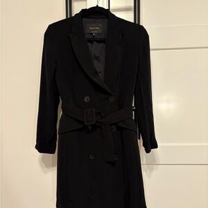 Massimo Dutti - Women’s Double Breasted Belted Coat Size 6 black long sleeve